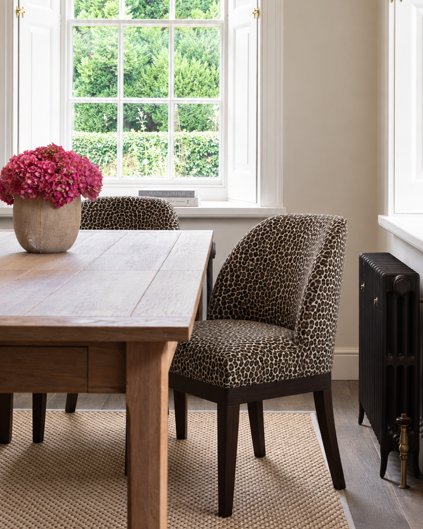 The Isa dining chair